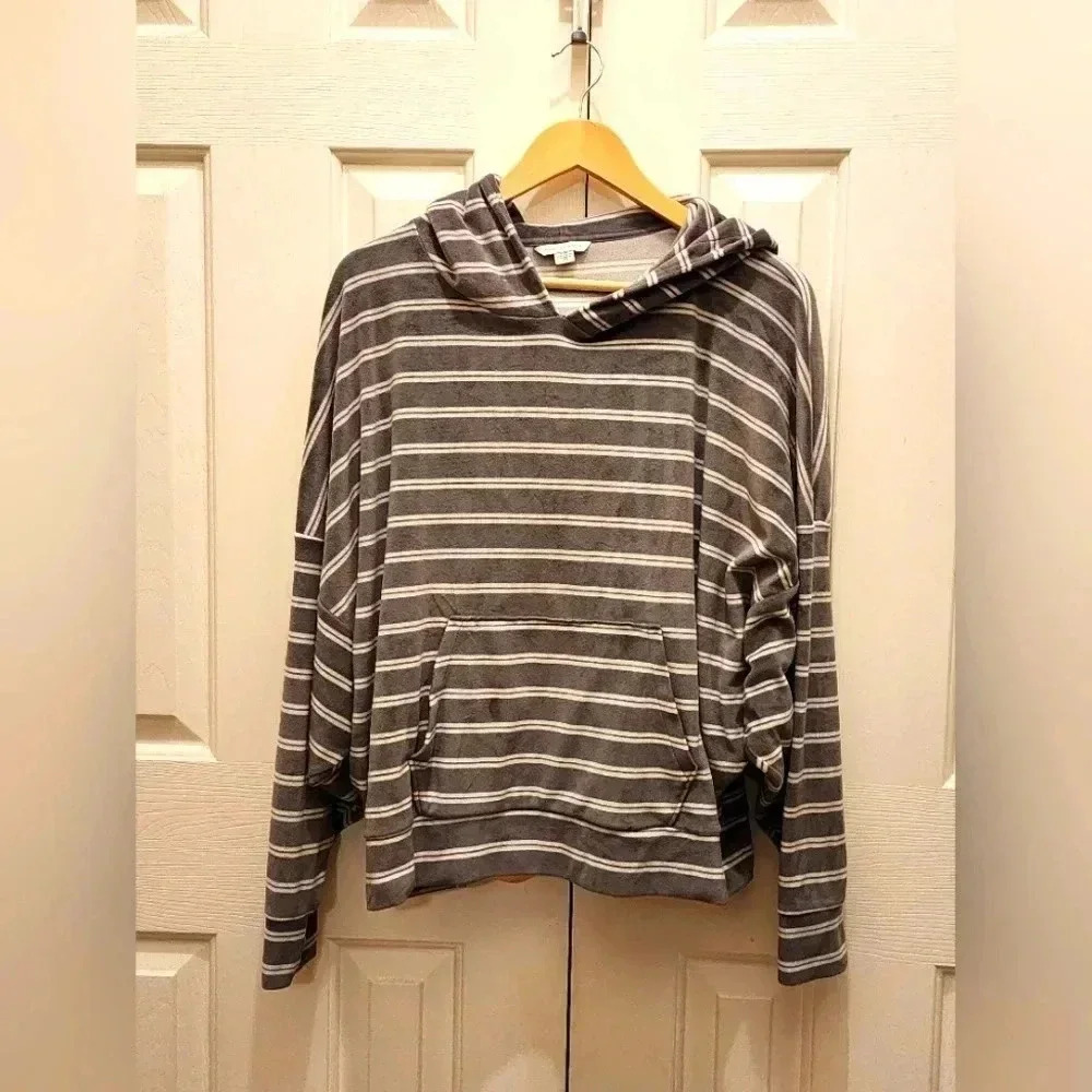 American Eagle Velour Striped Hoodie Dolman Sleeves-Size Large- NWOT 🦅
